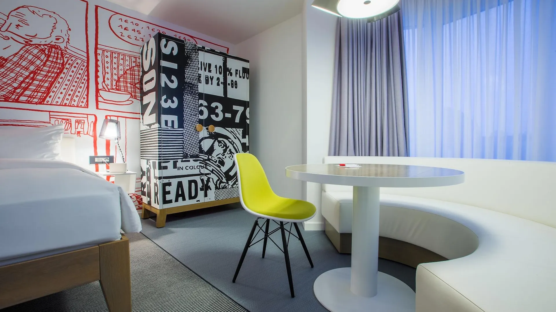 Radisson Red Brussels Hotel